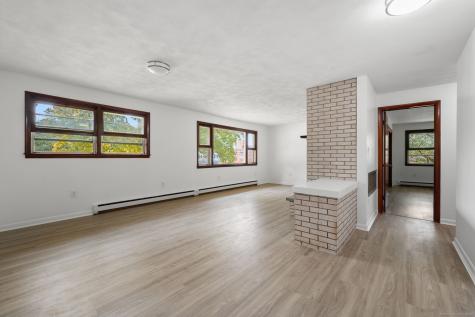 57 Farmington Avenue New London CT 06320
