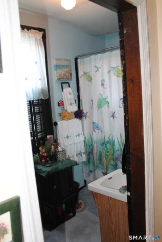 195 Sherman Avenue Meriden CT 06450