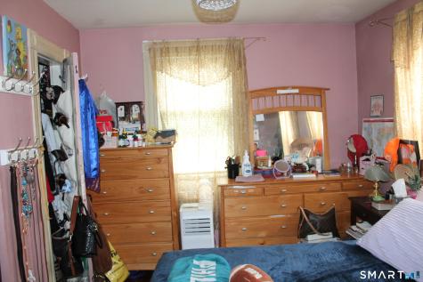 195 Sherman Avenue Meriden CT 06450
