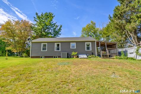 8 Gendron Road Plainfield CT 06354