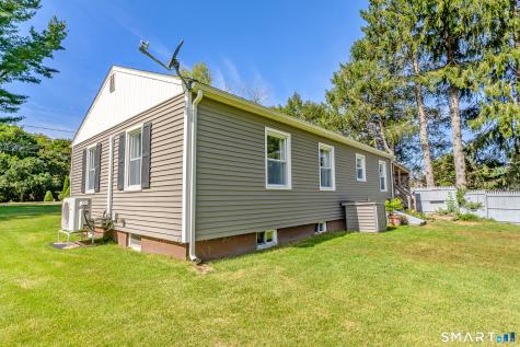 8 Gendron Road Plainfield CT 06354