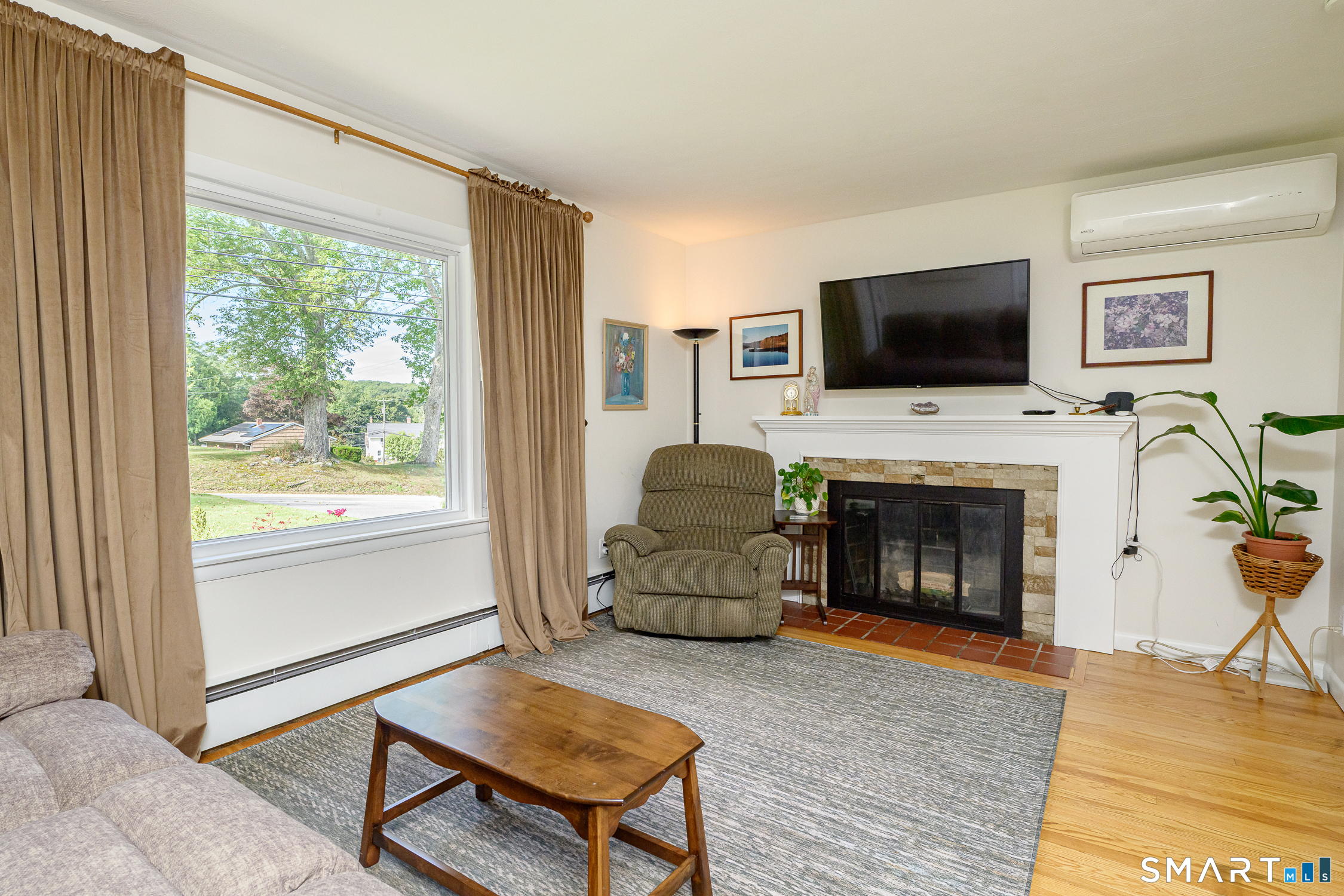 8 Gendron Road Plainfield CT 06354