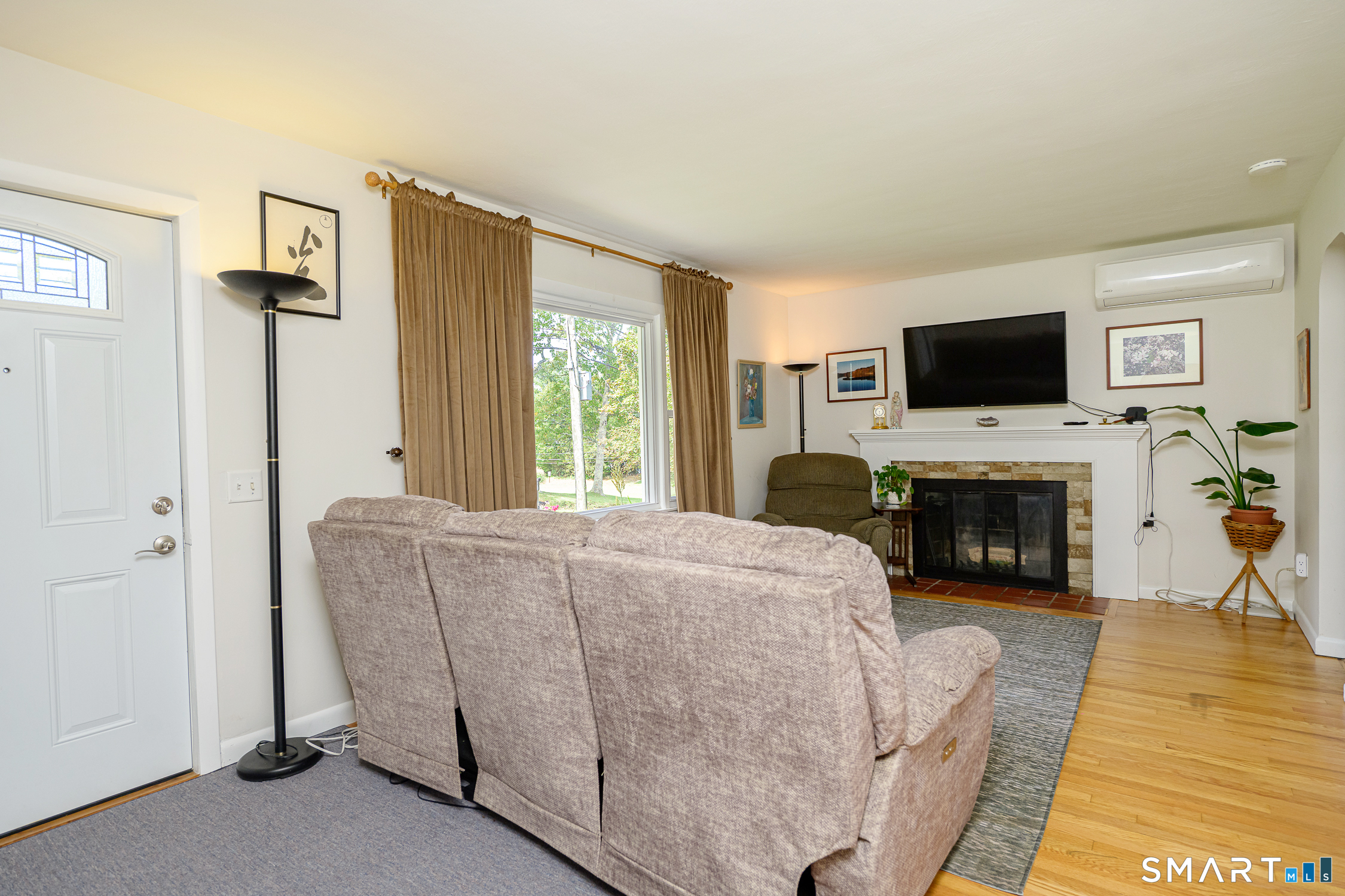 8 Gendron Road Plainfield CT 06354