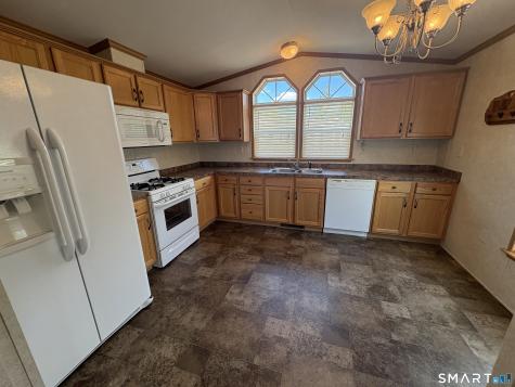 224 Foxon Road North Branford CT 06471