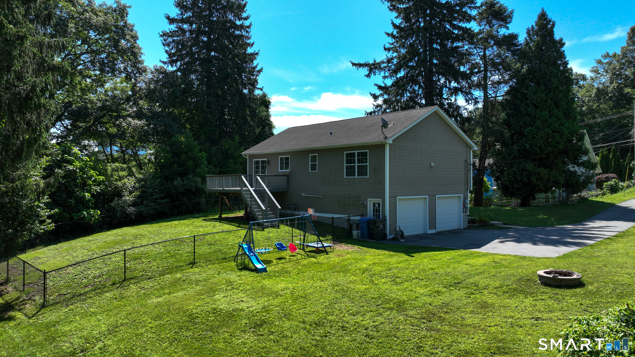 15 Fitch Hill Road Montville CT 06382