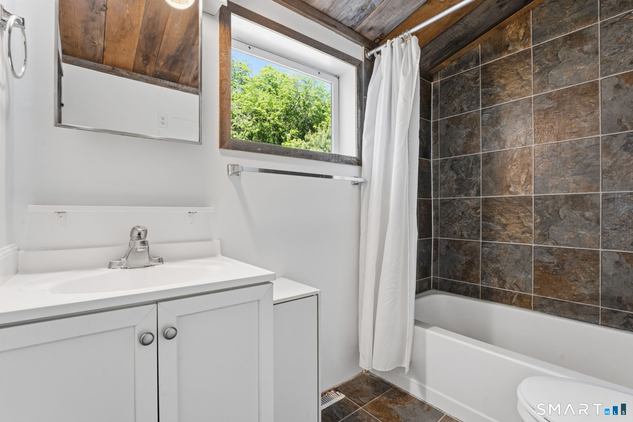 276 Shore Road Old Lyme CT 06371