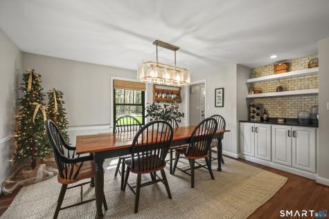 5 Beaverbrook Road Simsbury CT 06092