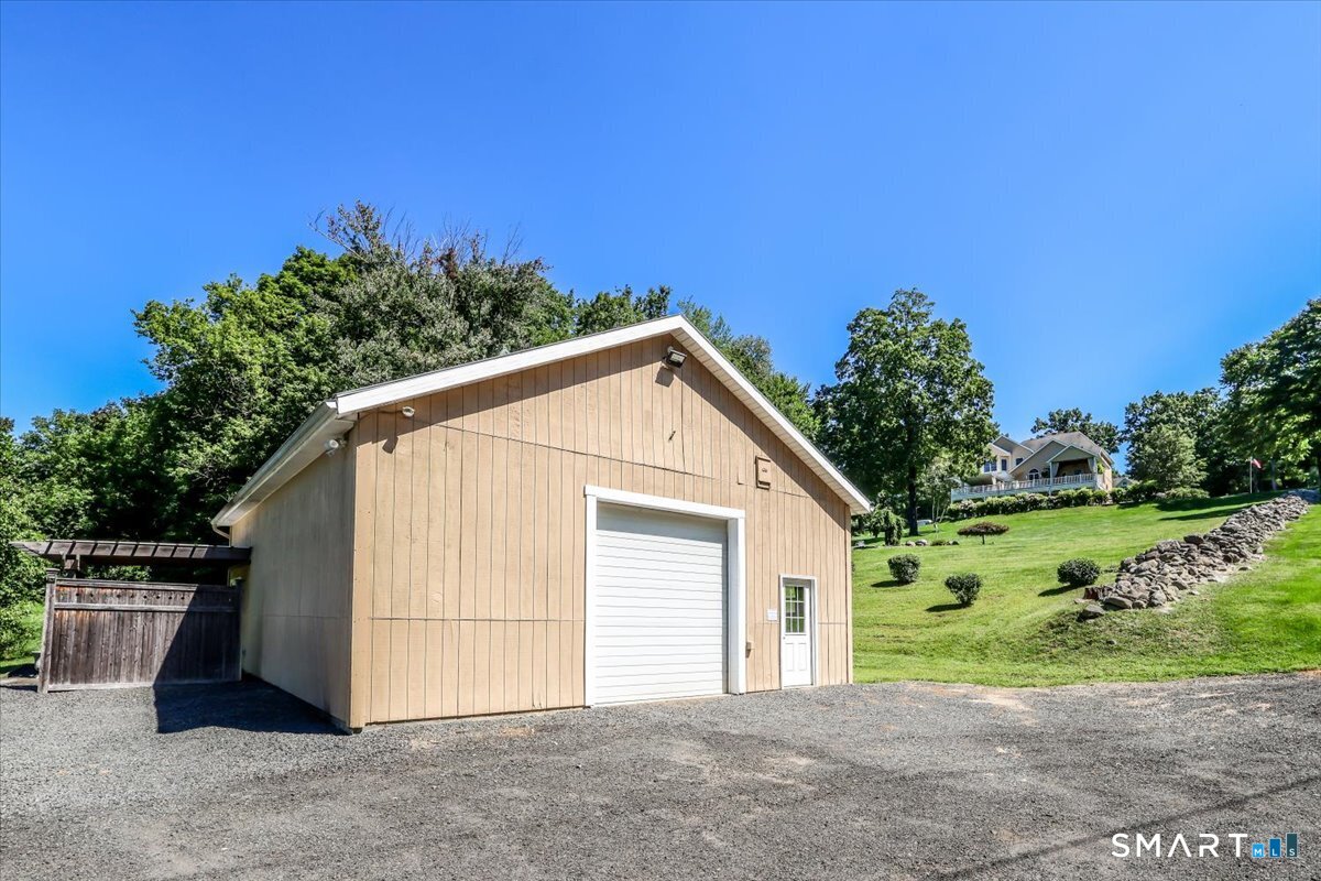 17 Meredith Lane New Milford CT 06776