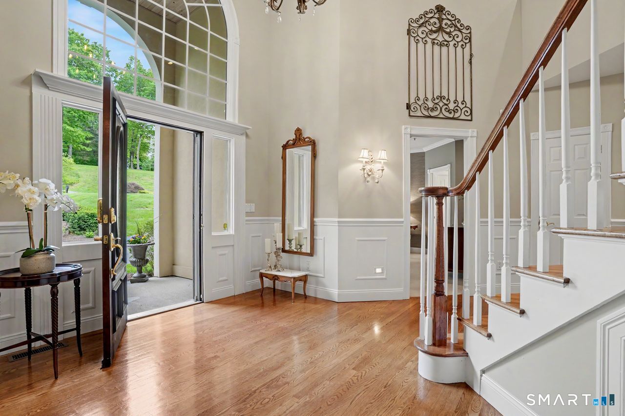 17 Meredith Lane New Milford CT 06776