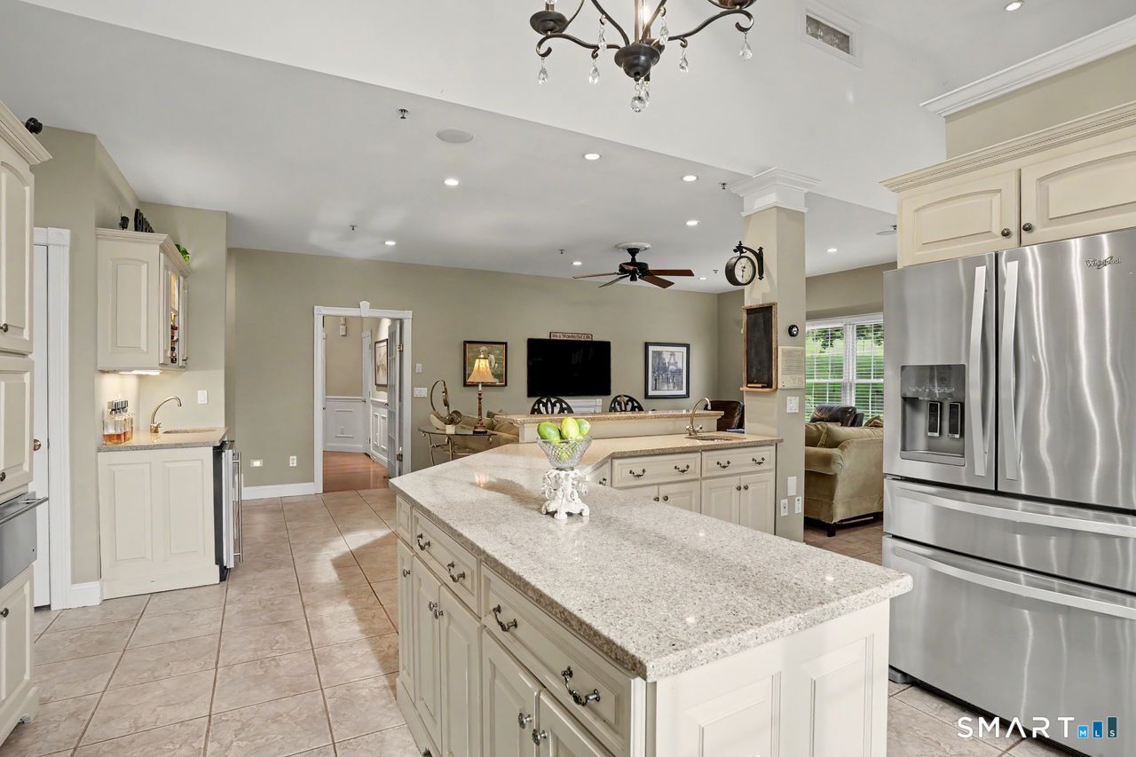 17 Meredith Lane New Milford CT 06776