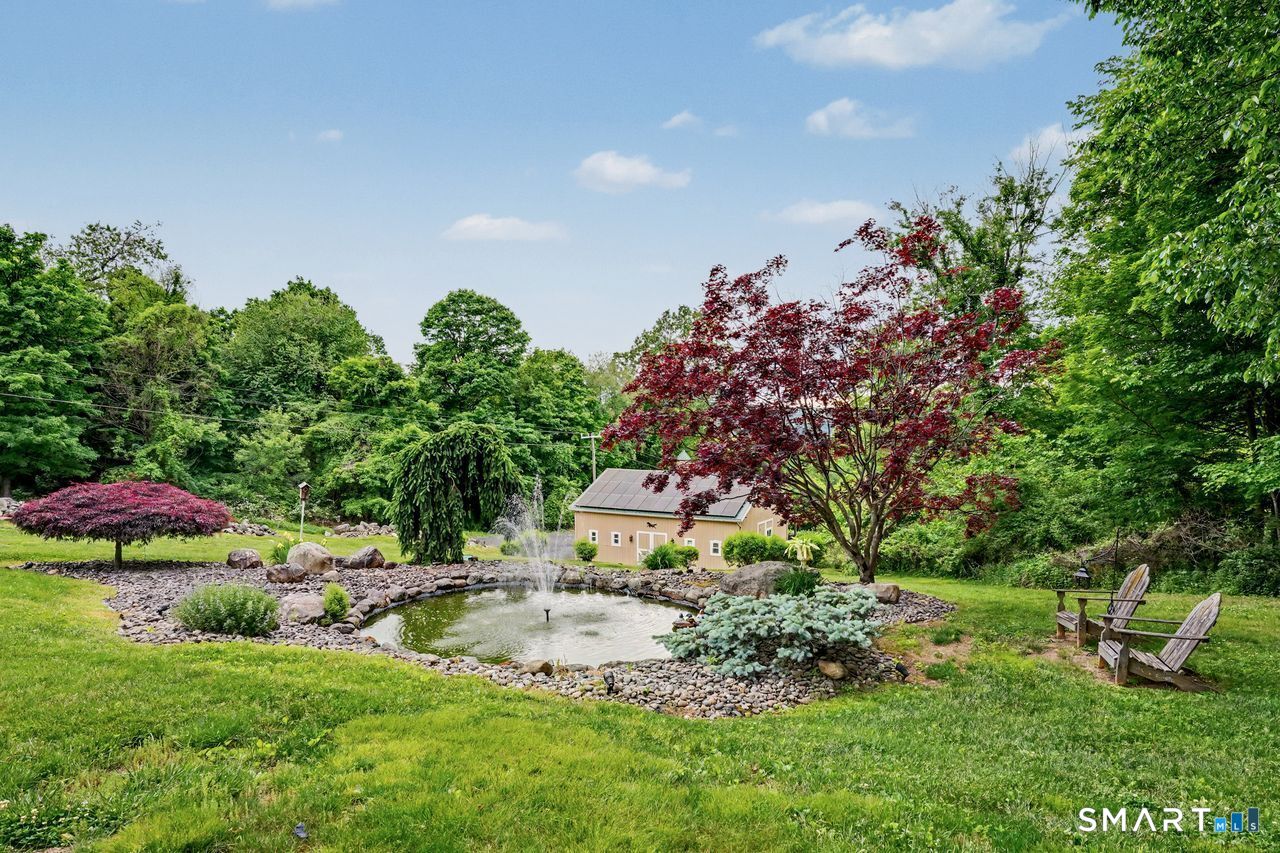 17 Meredith Lane New Milford CT 06776