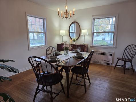 23 Linnmore Drive Manchester CT 06040
