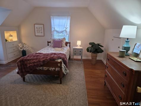 23 Linnmore Drive Manchester CT 06040