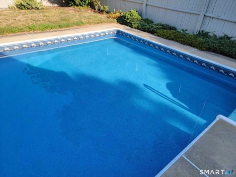23 Linnmore Drive Manchester CT 06040