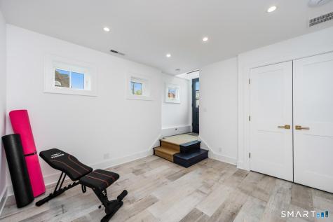 35 Yarmouth Road Norwalk CT 06853