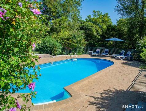 36 Rosewood Drive Easton CT 06612