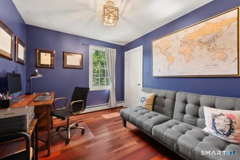 19 Laura Lane Oxford CT 06478