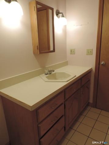 11 Bailey Road East Haddam CT 06423