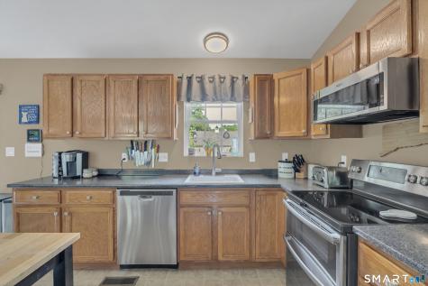 971 Yale Avenue Wallingford CT 06492