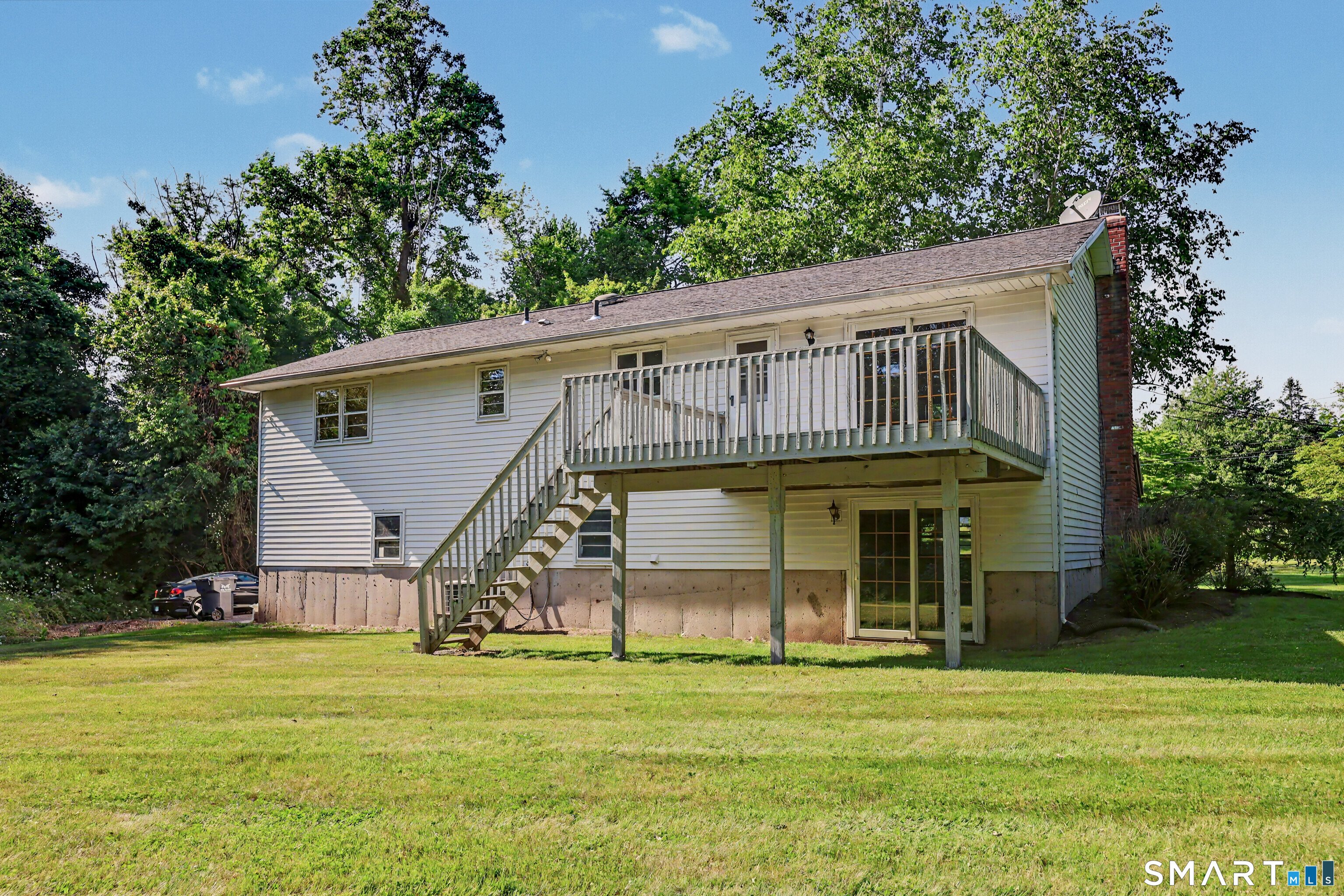 17 Green Hill Road Bethany CT 06524