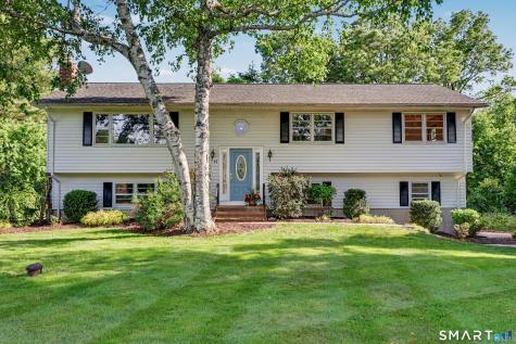 17 Green Hill Road Bethany CT 06524