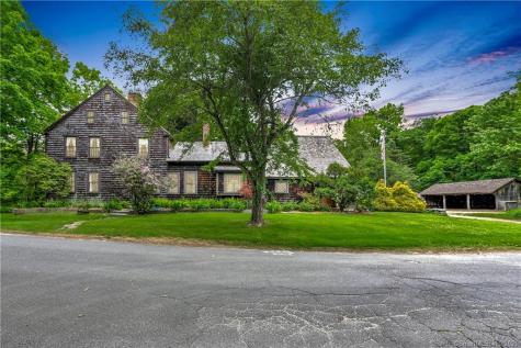 53 Echo Valley Road Newtown CT 06470