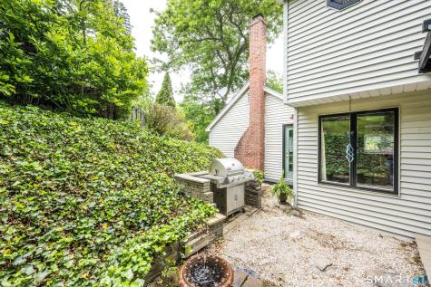 167 Saybrook Road Haddam CT 06441