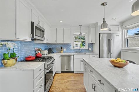 11 Oldfield Drive Fairfield CT 06824