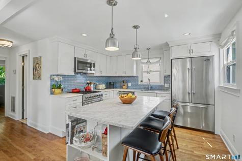 11 Oldfield Drive Fairfield CT 06824