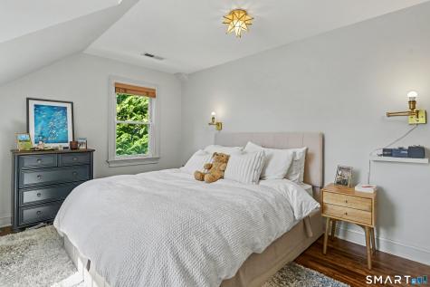 11 Oldfield Drive Fairfield CT 06824