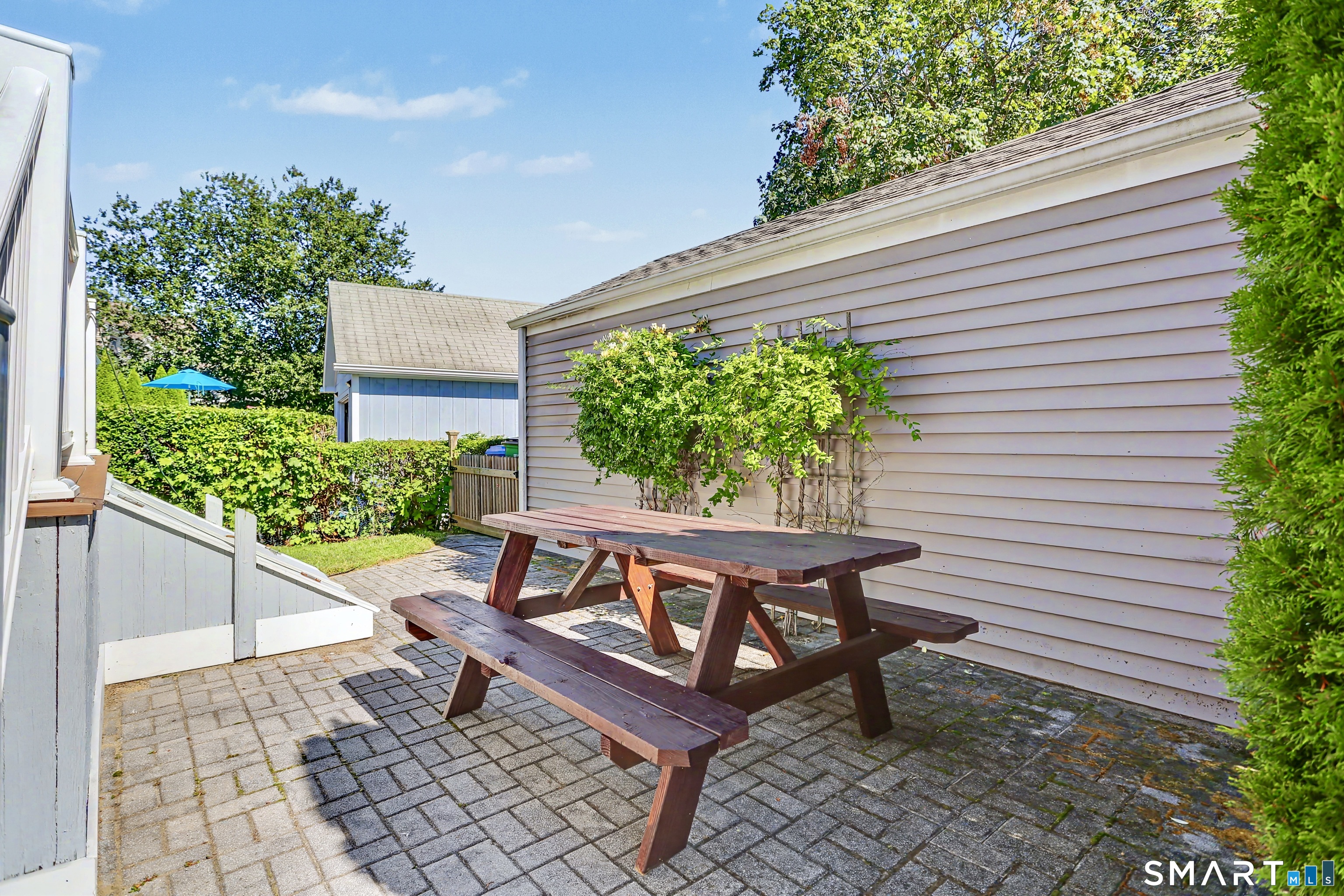 11 Oldfield Drive Fairfield CT 06824