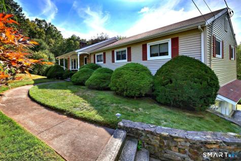 90 Brook Hill Road Hamden CT 06514