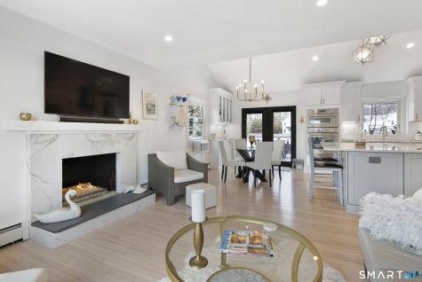 17 College Street Old Saybrook CT 06475