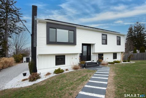 17 College Street Old Saybrook CT 06475