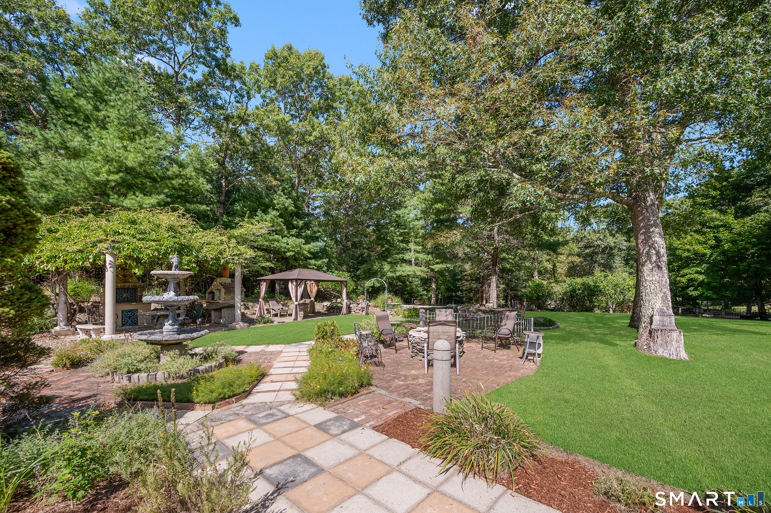22 Brook View Drive Scituate RI 02831