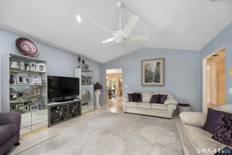 22 Brook View Drive Scituate RI 02831