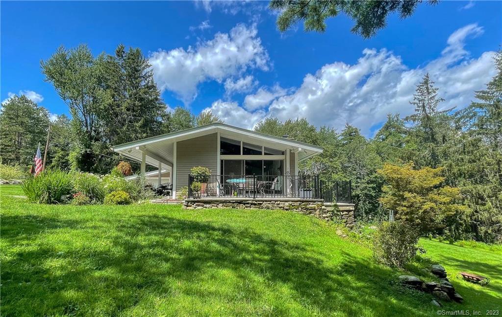 36 Trotta Lane Morris CT 06763