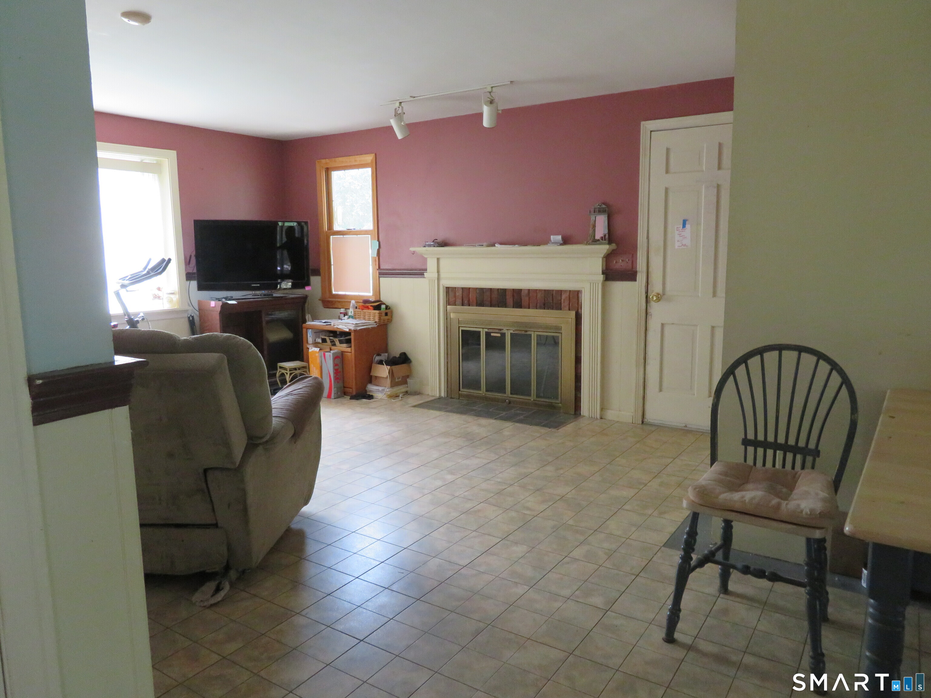 20 Watch Hill Road Cheshire CT 06410