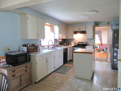 20 Watch Hill Road Cheshire CT 06410