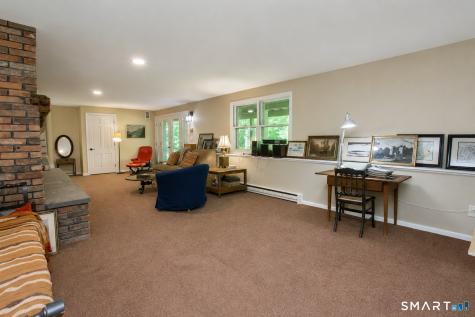 17 Wright Drive Avon CT 06001