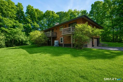 17 Wright Drive Avon CT 06001