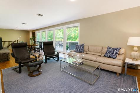 17 Wright Drive Avon CT 06001