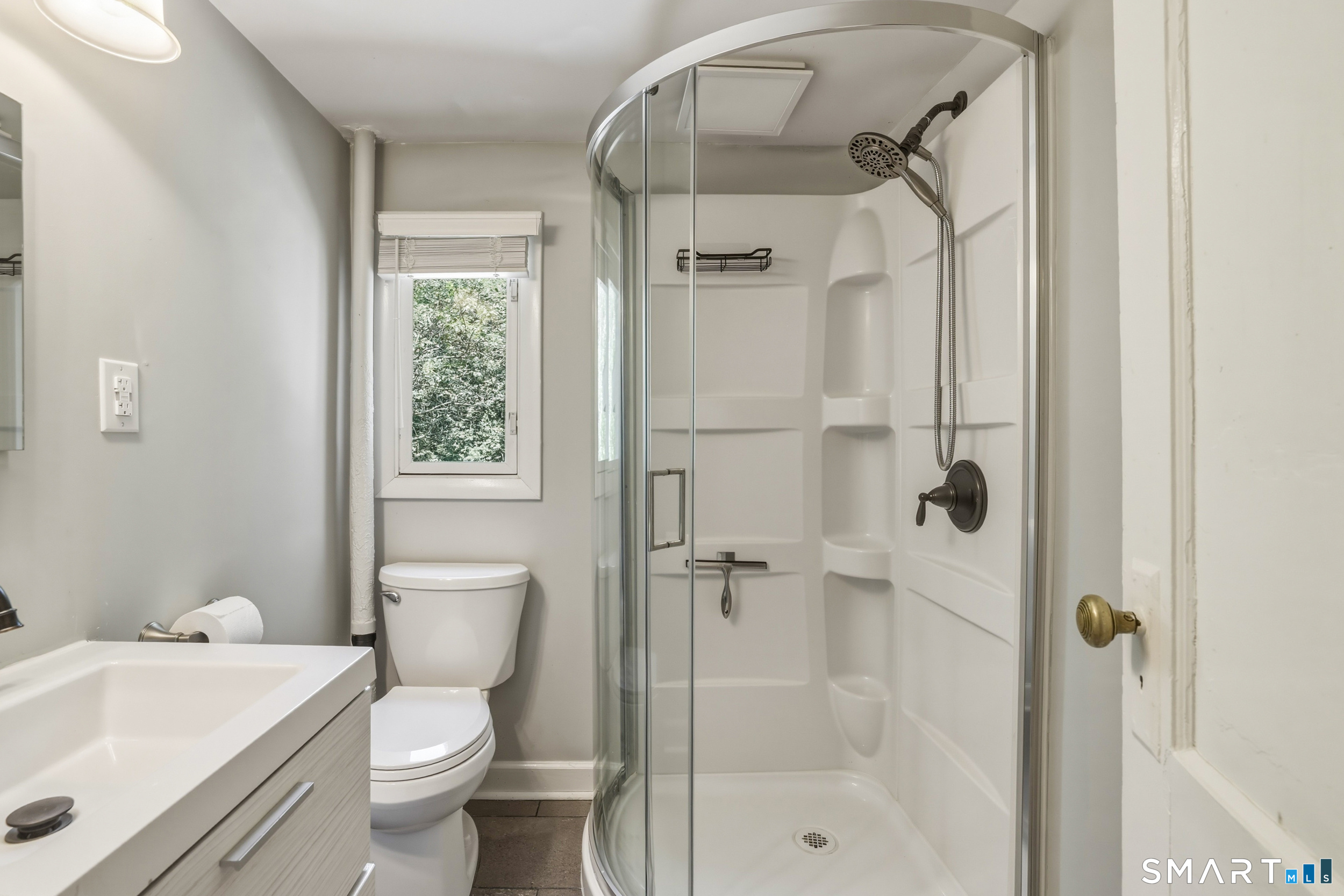 179 Niantic River Road Waterford CT 06385