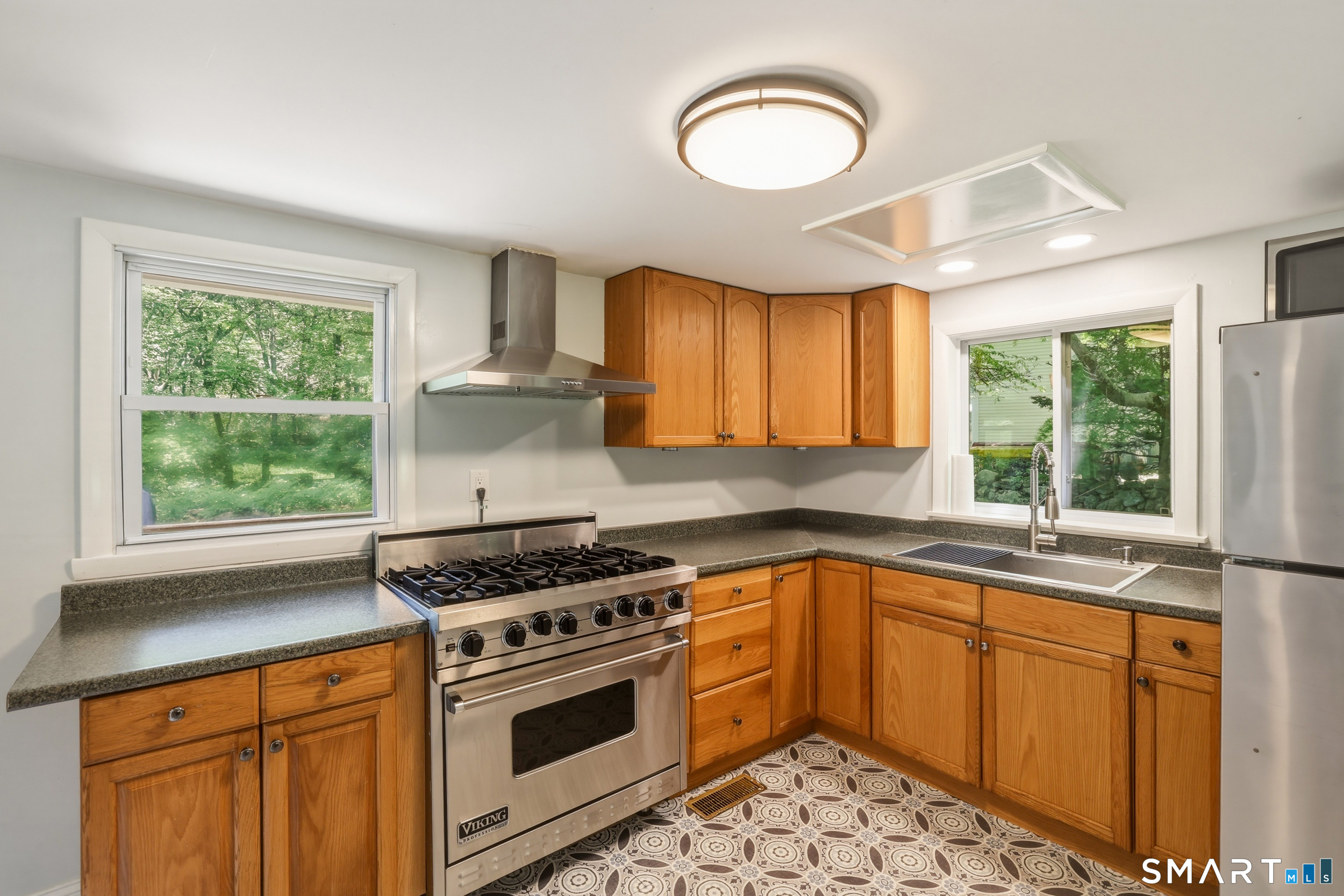 179 Niantic River Road Waterford CT 06385