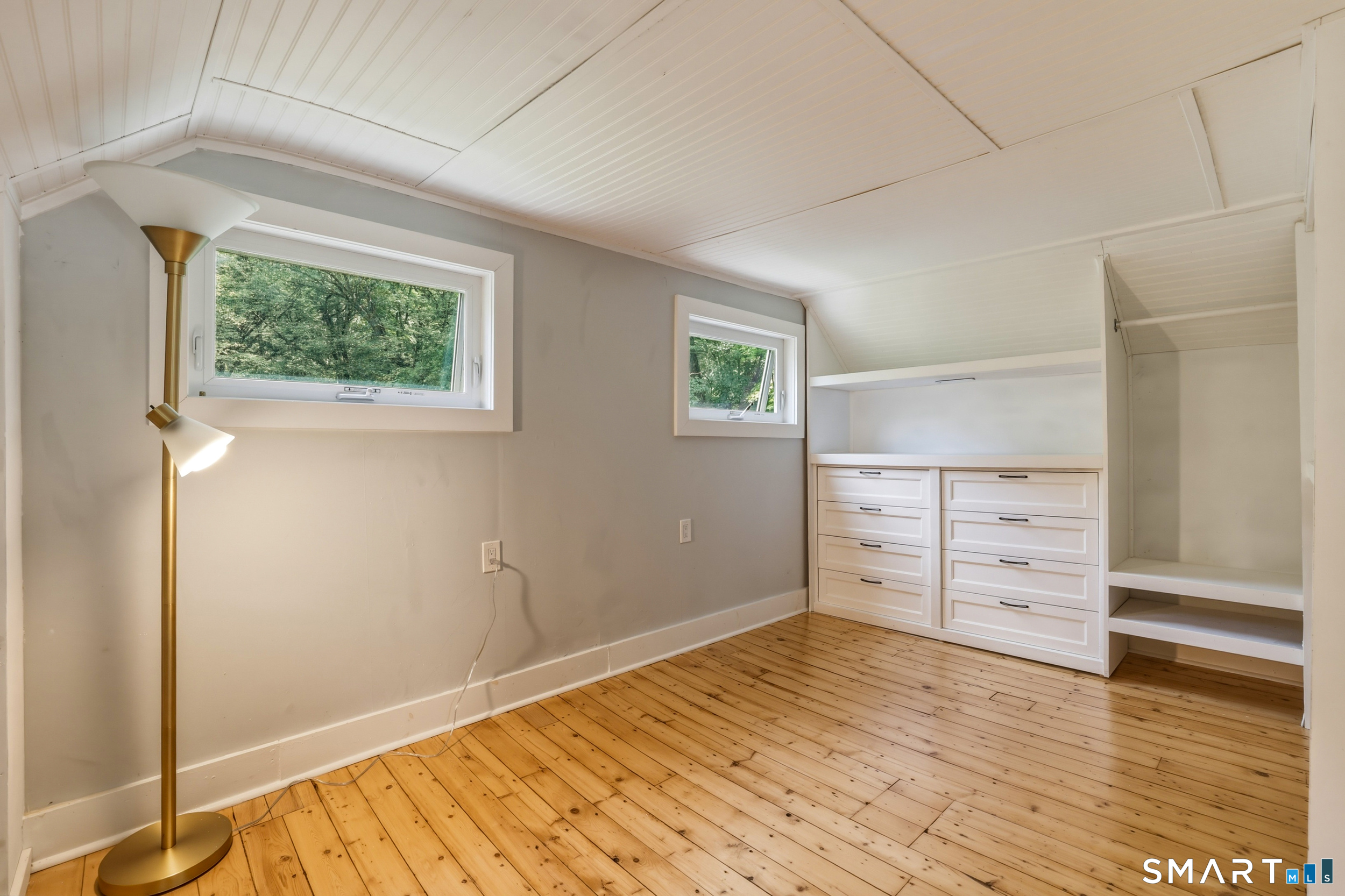 179 Niantic River Road Waterford CT 06385