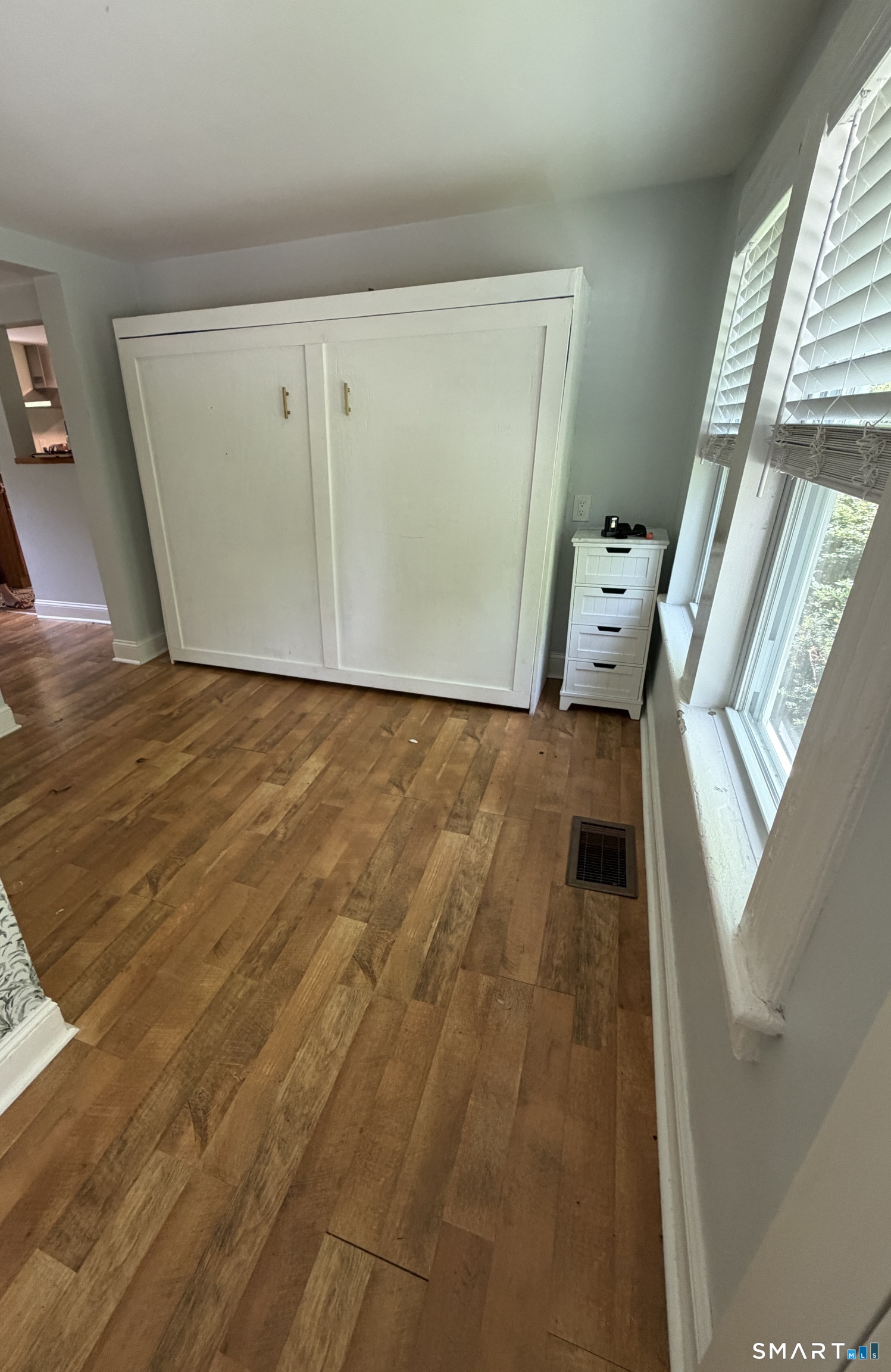 179 Niantic River Road Waterford CT 06385