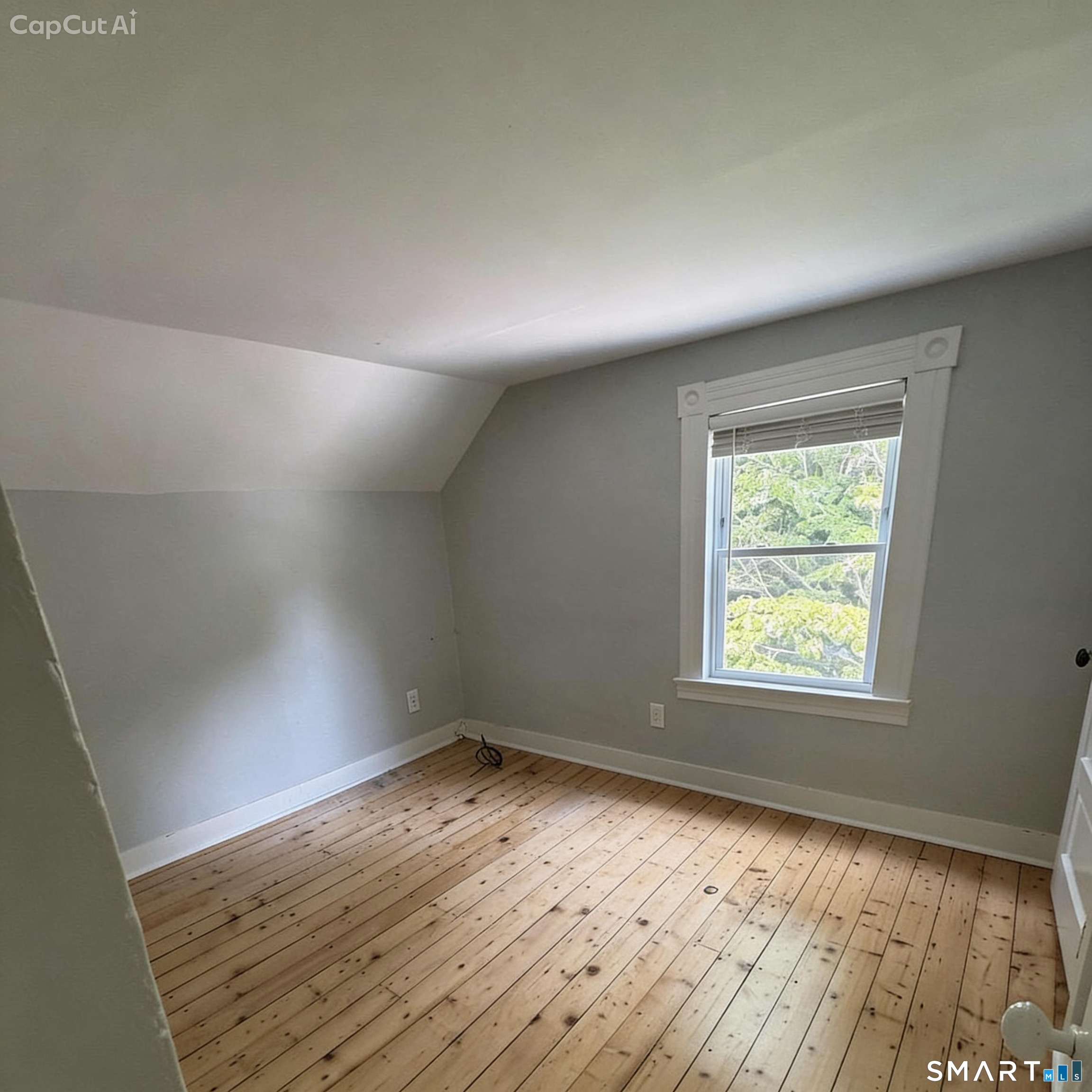 179 Niantic River Road Waterford CT 06385