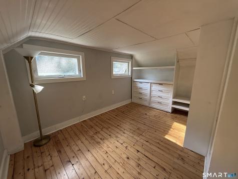 179 Niantic River Road Waterford CT 06385