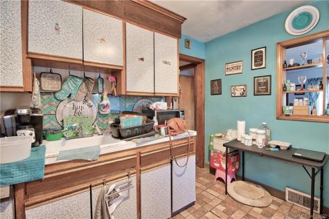 250 Wall Street Waterbury CT 06704