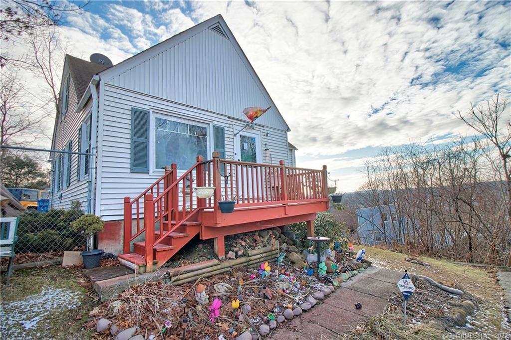 250 Wall Street Waterbury CT 06704